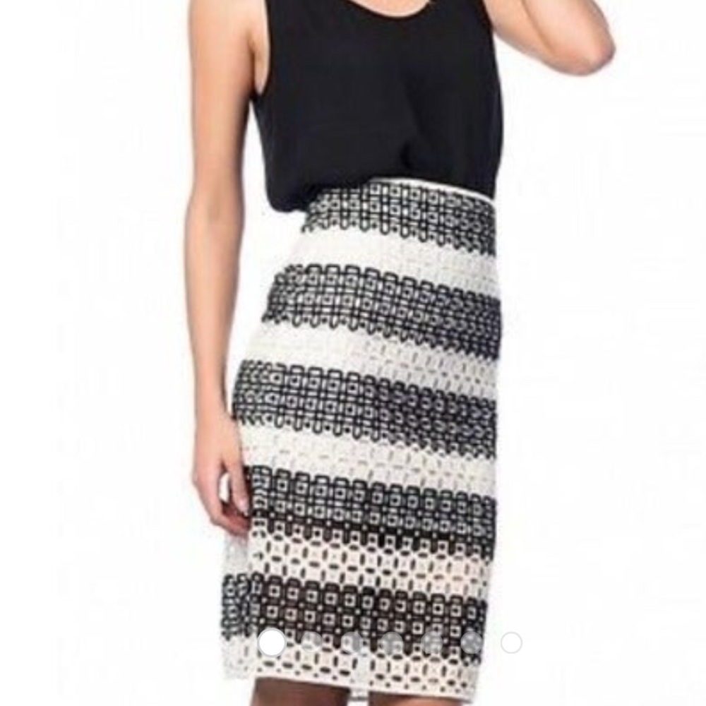 Banana Republic Rugby Lace Pencil Skirt - 6 Tall